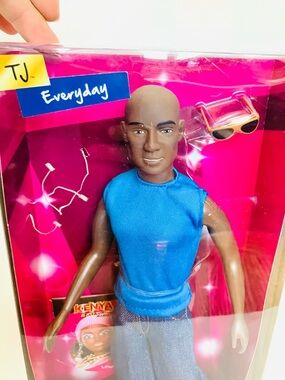 Kenya Fashion Madness TJ Fashion Doll New Shoes Loose In Box 2013 Kenya’s World